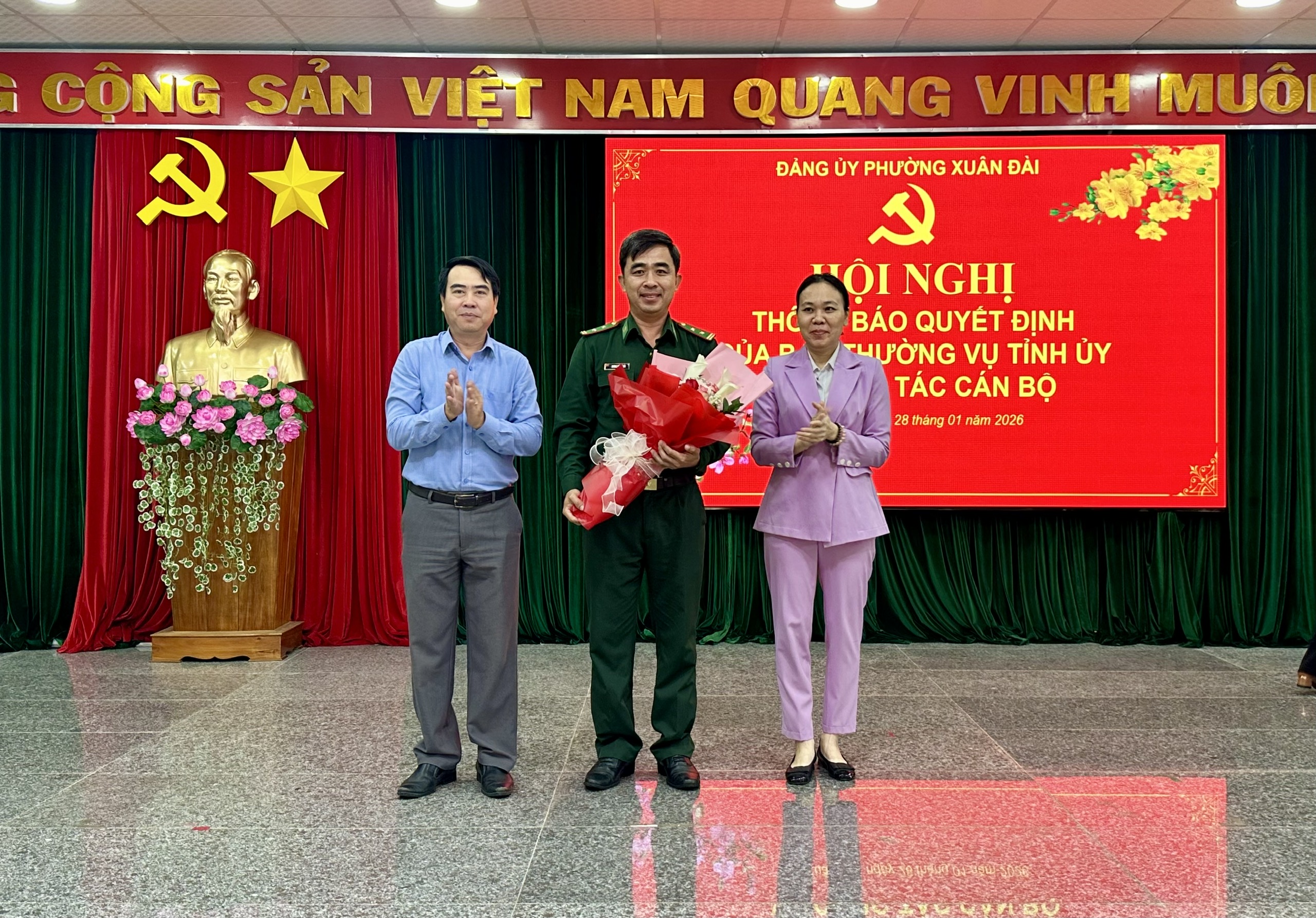 z7475268483295_e204d9b9815338e465cfb9d626fb5013