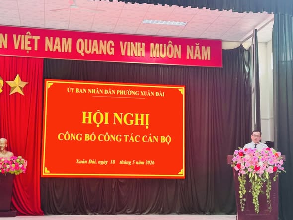 UBND phường Xuân Đài tổ chức hội nghị công bố quyết định về công tác cán bộ