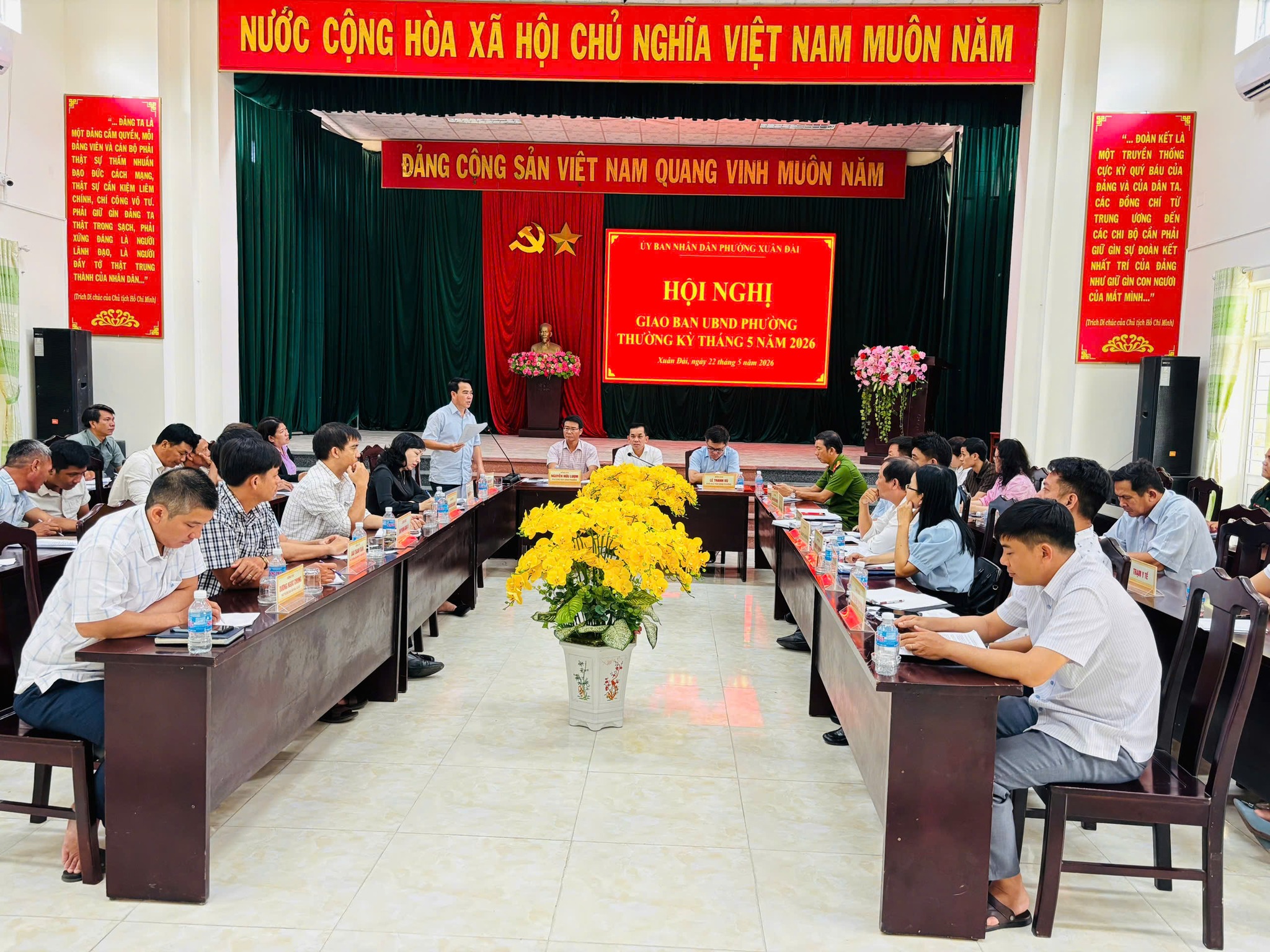 Hội nghị giao ban UBND phường thường kỳ tháng 5/2026