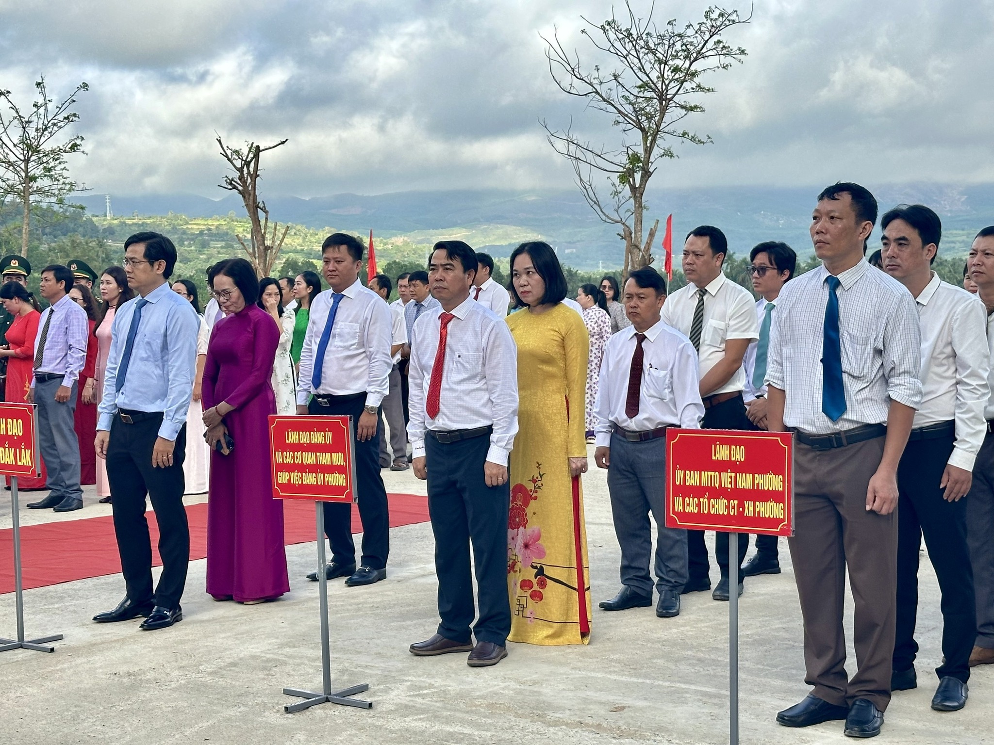 Long trọng tổ chức lễ dâng hương tại di tích lịch sử quốc gia Mộ và địa điểm đền thờ Đào Trí