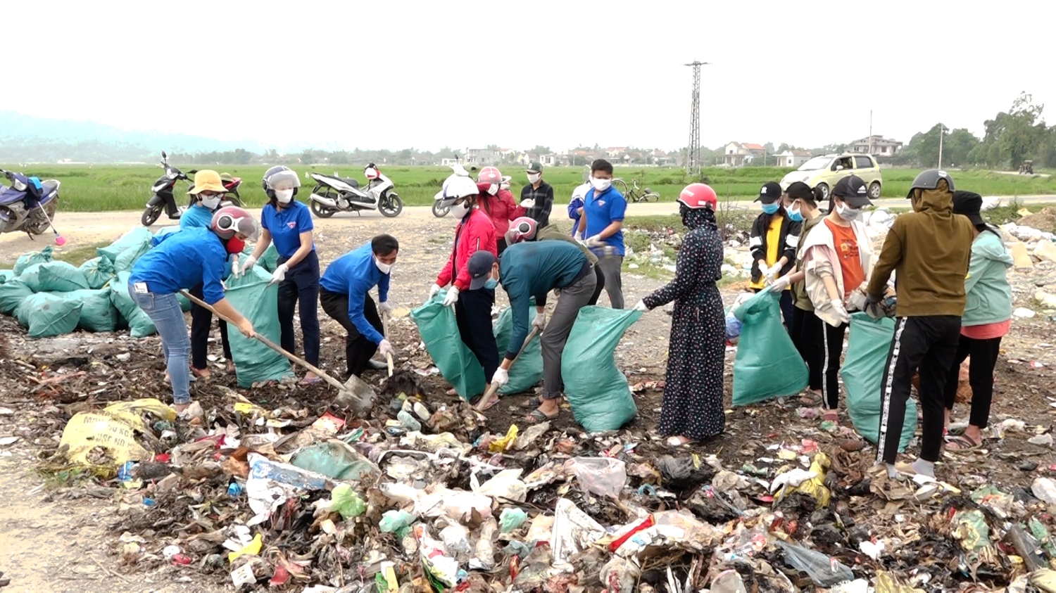 Thông báo ra quân tổng vệ sinh môi trường